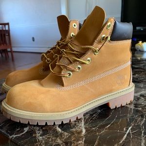 Size 4.5 women Timberland boots